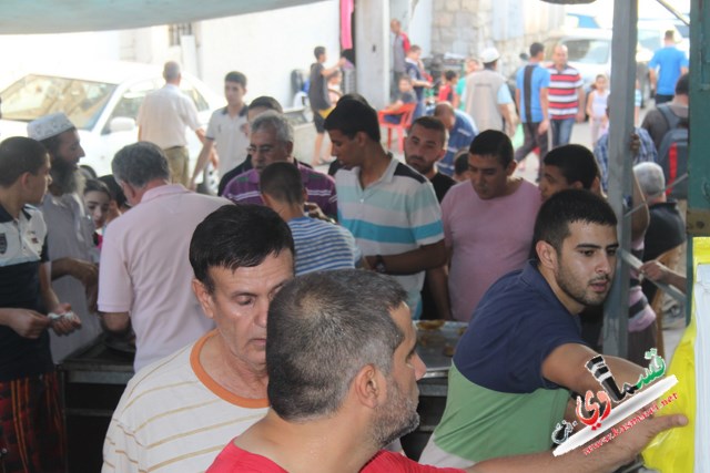 عدسة قسماوي في اليوم الثاني لسوق ميدان ابو بكر   